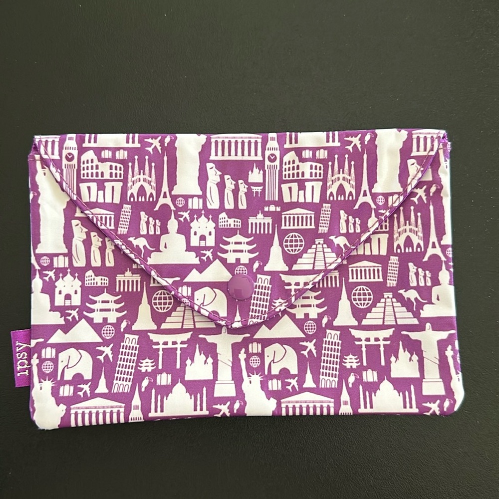 Ipsy glam bag